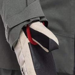 686 GORE-TEX Hydrastash Sync Jacket - Men's- Snow Clothing|Shell Jackets