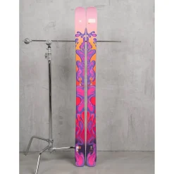 Armada ARW 88 Skis - Women's + Salomon Strive 12 GW Ski Bindings- Skis With Bindings|Skis With Bindings