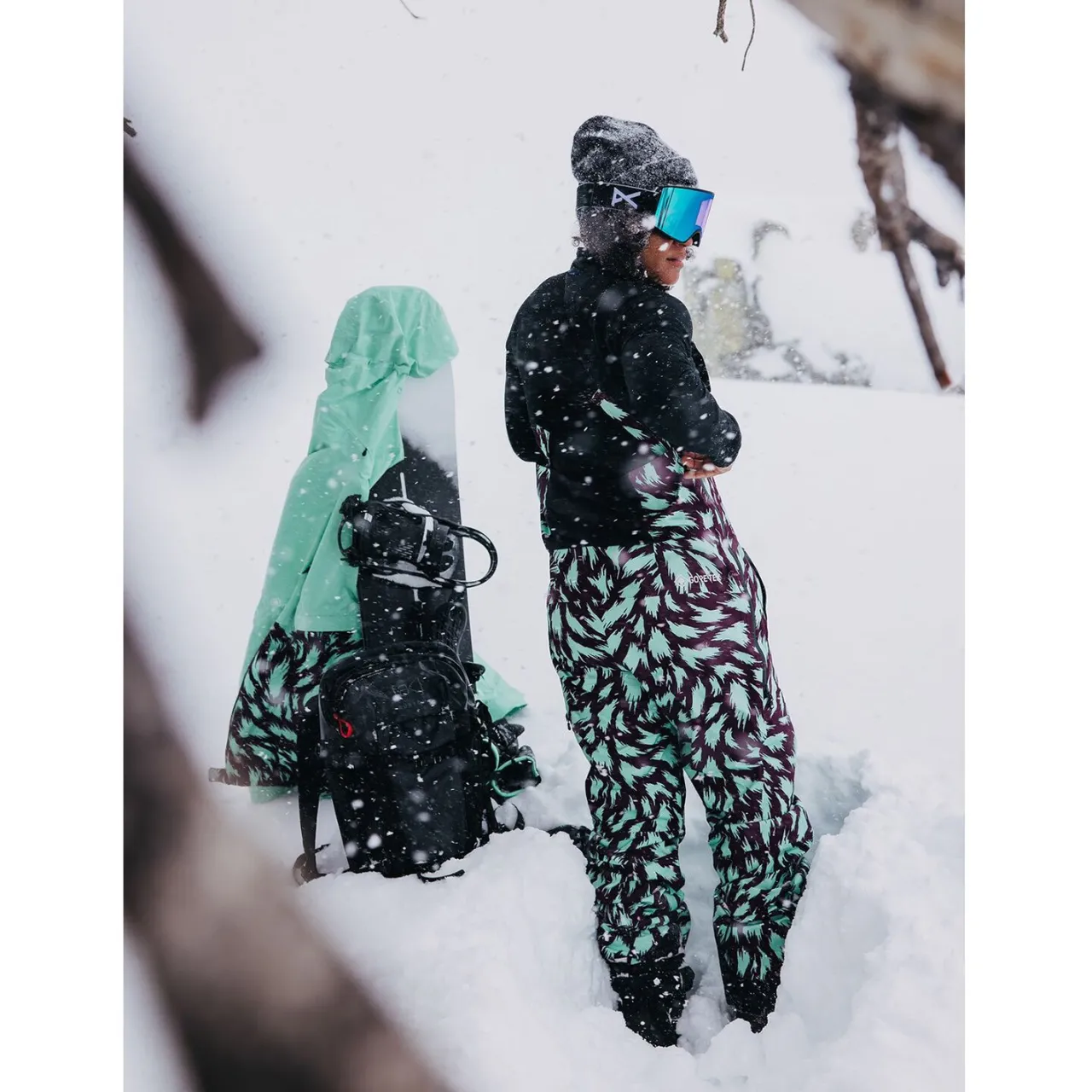 Burton AK Kimmy GORE-TEX 2L Bibs - Women's-Women Snow Clothing|Snowboard Pants & Bibs
