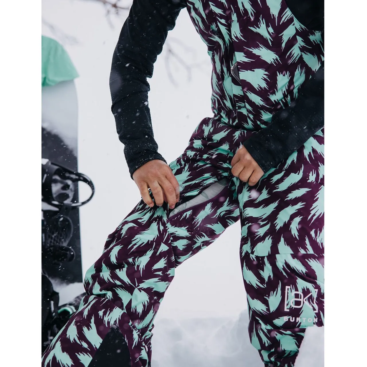 Burton AK Kimmy GORE-TEX 2L Bibs - Women's-Women Snow Clothing|Snowboard Pants & Bibs