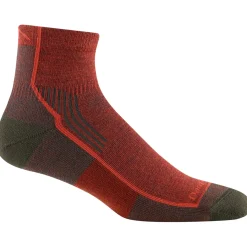 Darn Tough Hiker Quarter Midweight With Cushion Socks - Men's- Active Clothing