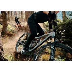 Fidlock Twist 750 25oz Compact Water Bottle with Bike Base- Water Bottles & Cages