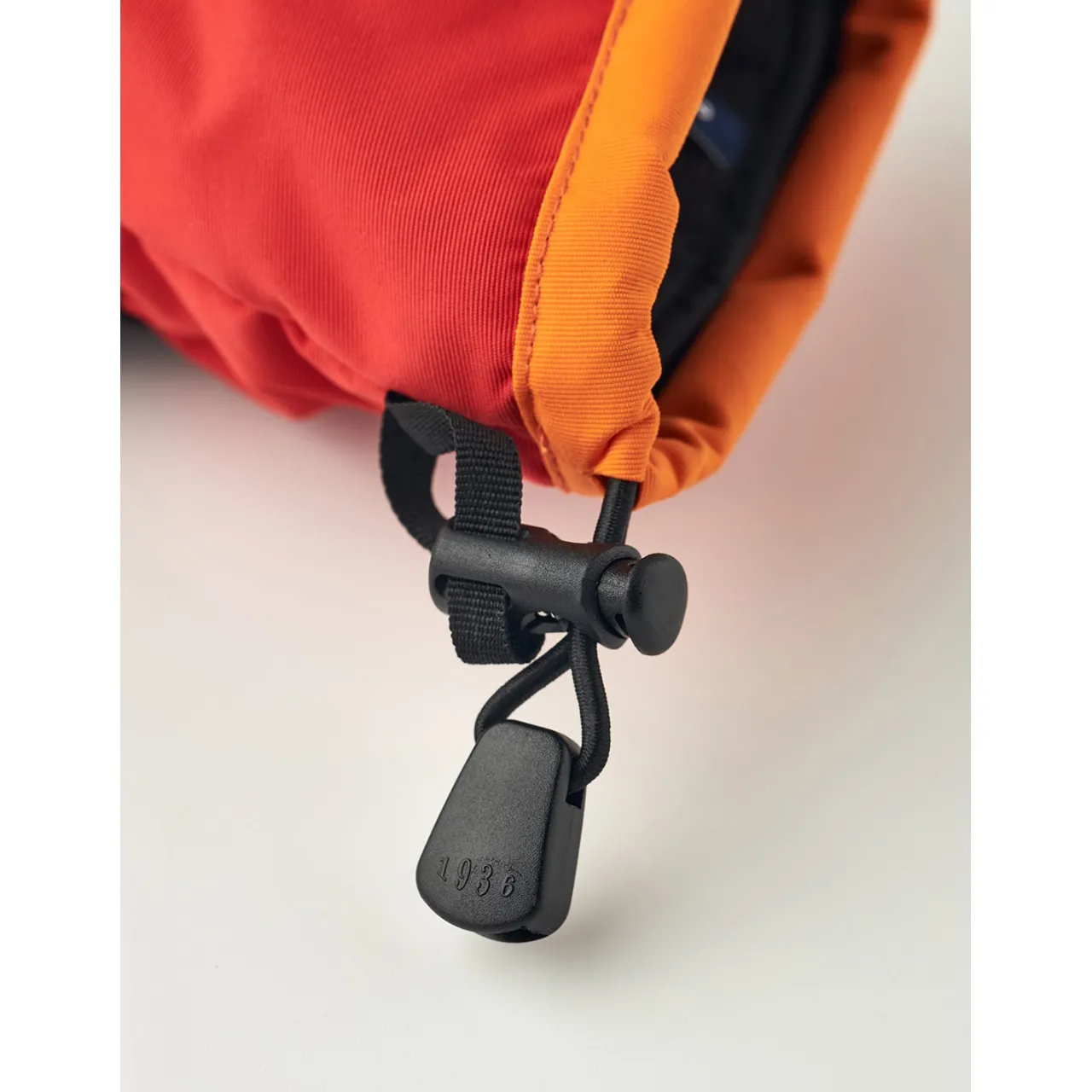 Hestra Gauntlet Sr 3-Finger Mittens-Women Gloves & Mittens|Gloves & Mittens