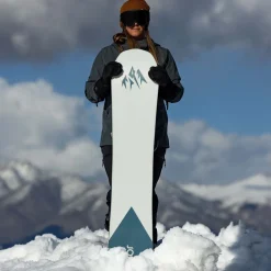 Jones Dream Weaver Snowboard + Equinox Snowboard Bindings - Women's 2025- Snowboards With Bindings|Snowboard Packages