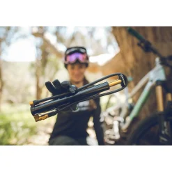 Lezyne Micro Floor Drive HVG Hand Pump- Tools|Pumps & Co2 Inflation