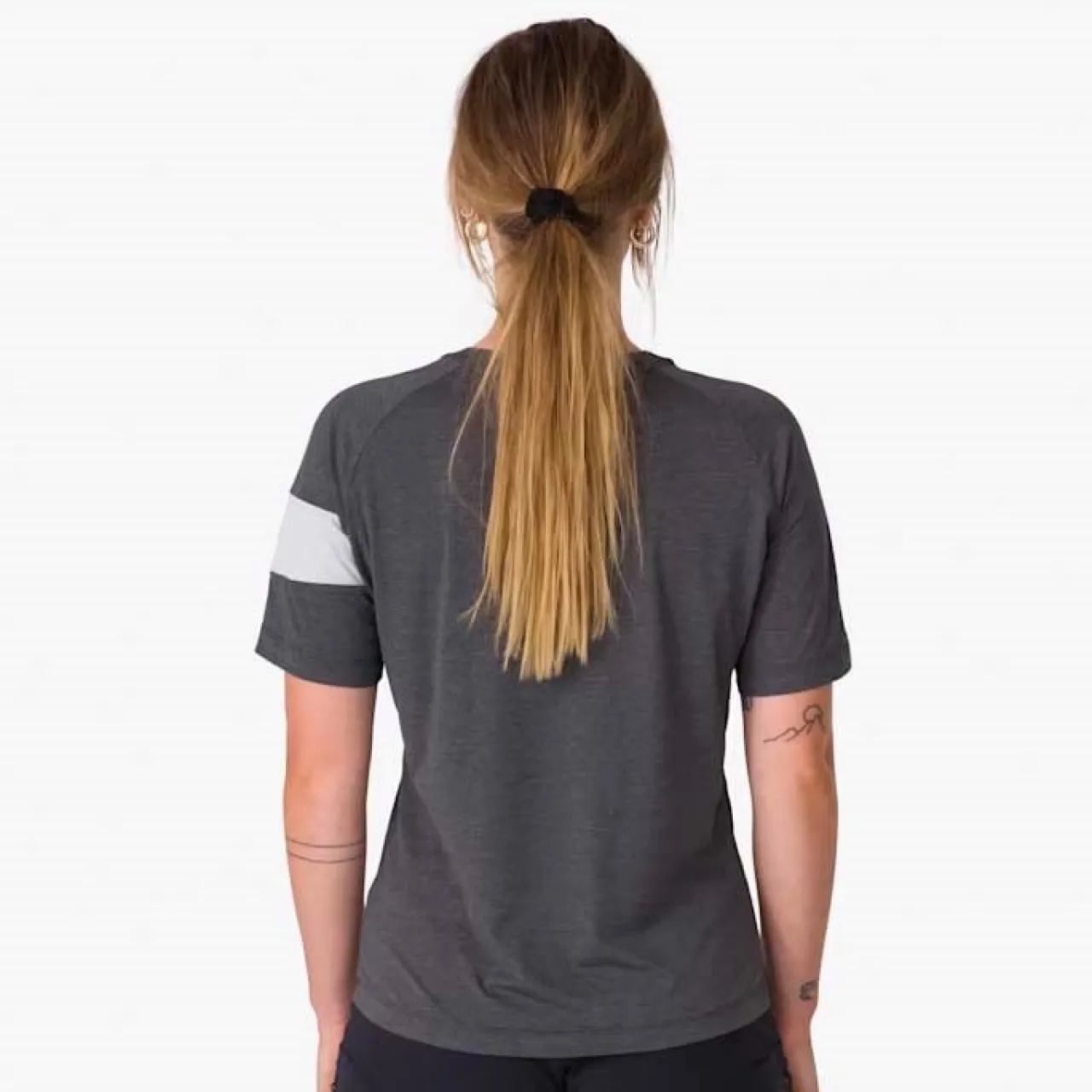 Rapha Trail Technical T-Shirt - Women's-Women Shirts & Jerseys|Women's Bike Clothing