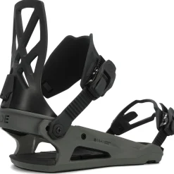 Ride Manic Snowboard + C-4 Snowboard Bindings + Jackson Snowboard Boots 2025- Snowboards, Bindings & Boots|Snowboard Packages