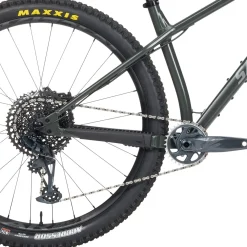 Santa Cruz Chameleon 8 A S Complete Mountain Bike 2024- Mountain Bikes