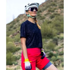 Shredly Beyond Tech Cropped Tee - Women's-Women Shirts & Jerseys|Women's Bike Clothing