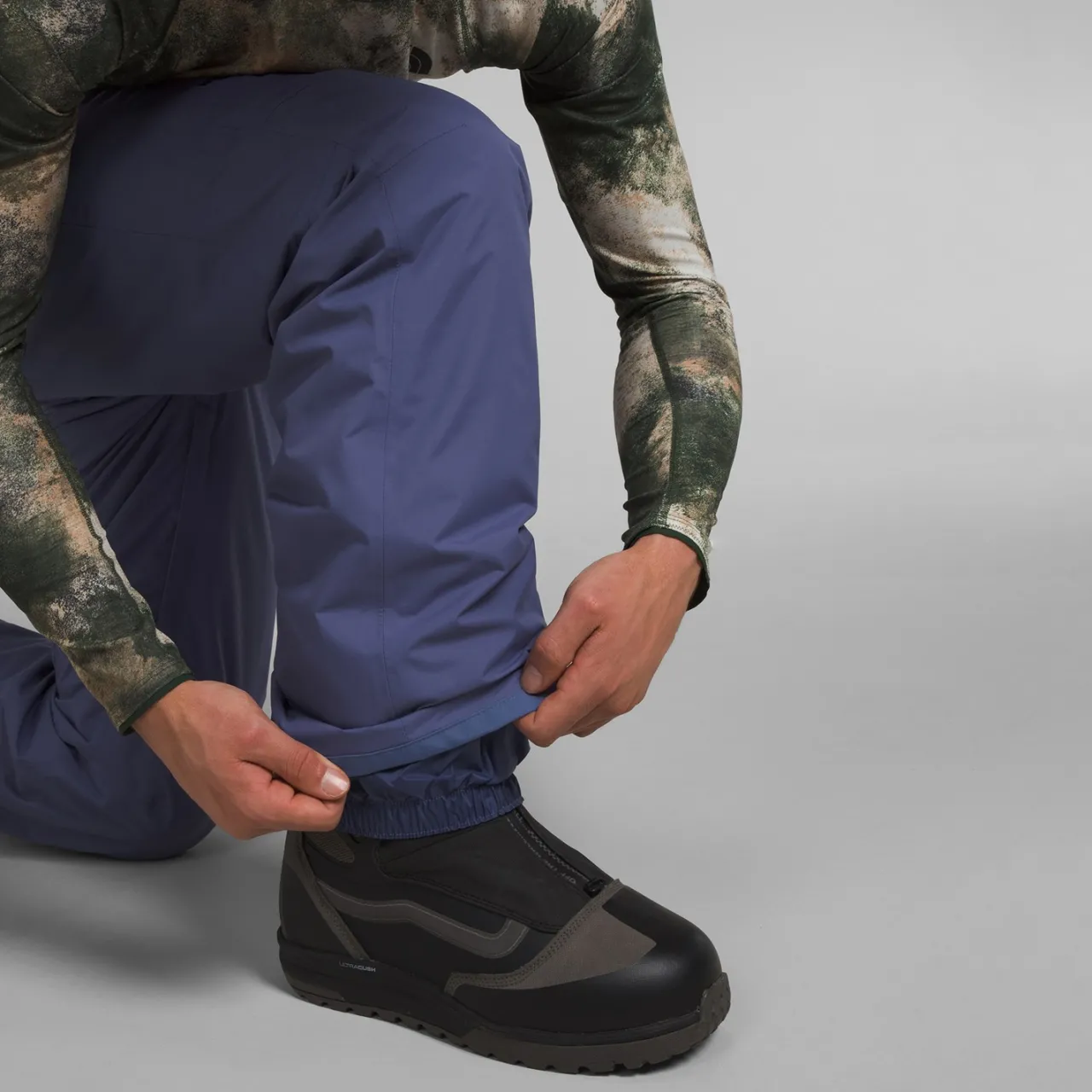 The North Face Freedom Insulated Short Pants - Men's- Short|Snow Clothing
