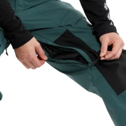 Volcom VS 3L Stretch GORE-TEX Jacket + V.CO AT Pants - Women's 2024-Women Snow Clothing|Jacket & Pant Sets