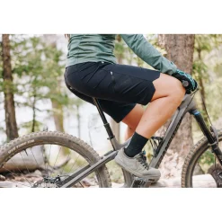 Wild Rye Freel Shorts - Women's-Women Shorts|Women's Bike Clothing